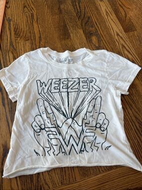 Weezer Women's White Graphic Crop Tee